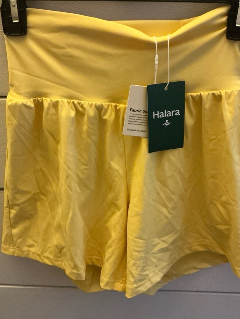 HALARA Bright Yellow Circle Skater Shorts